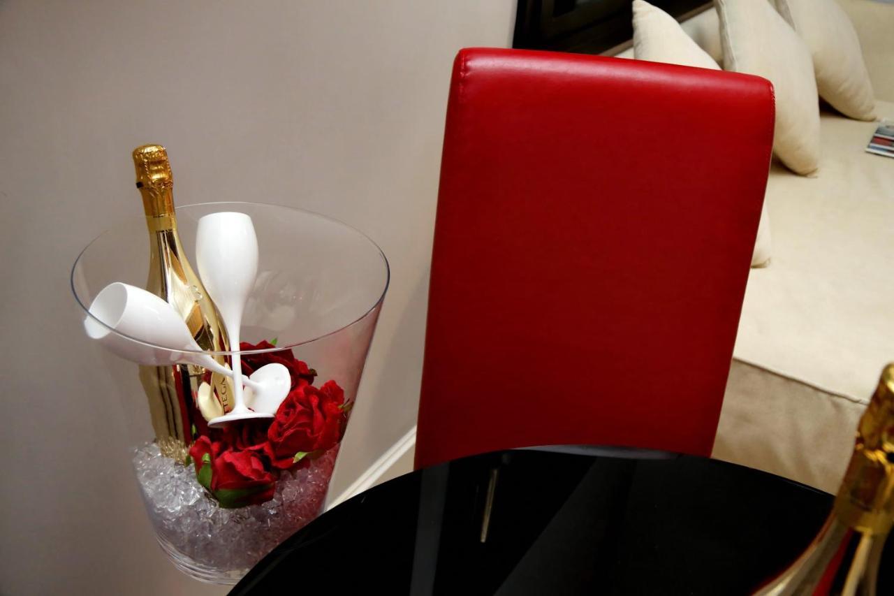 Sistina Twentythree Luxury Rooms Rome Bagian luar foto