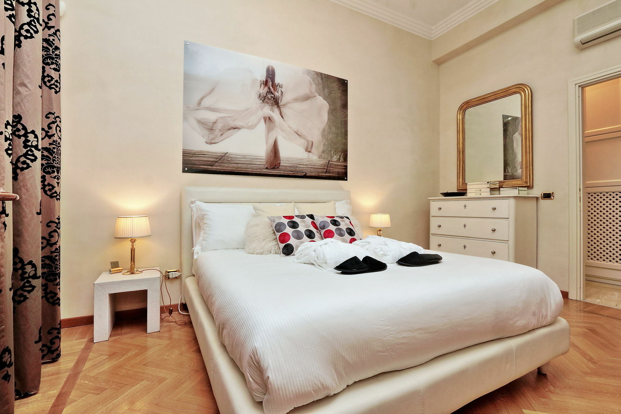 Sistina Twentythree Luxury Rooms Rome Bagian luar foto